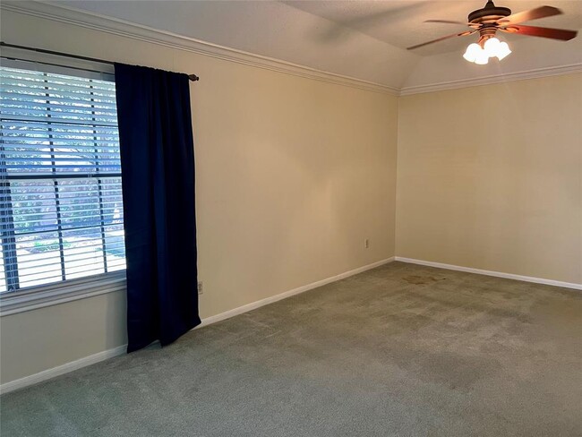 Building Photo - 15003 Radstock Dr