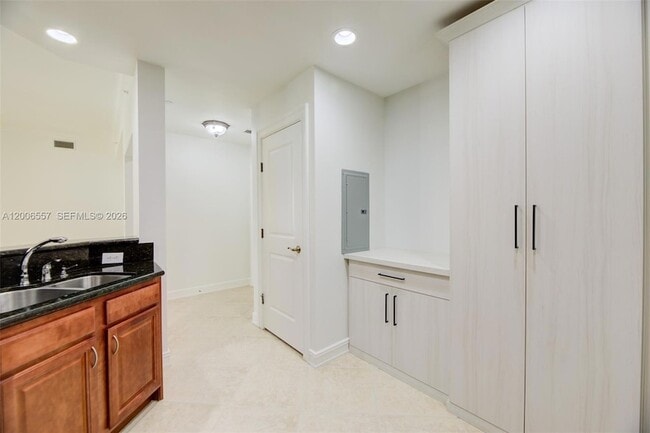 Building Photo - 16101 Emerald Estates Dr