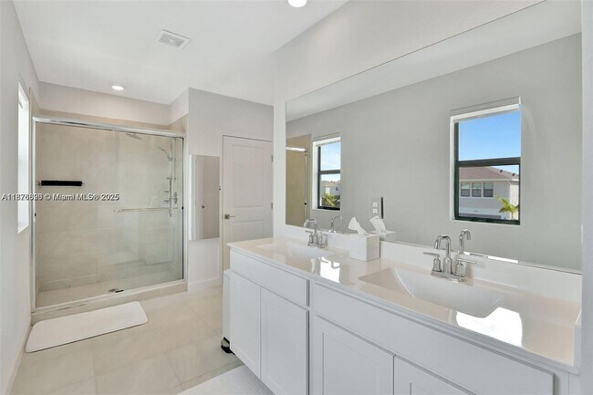 Building Photo - 12973 SW 266th Terrace