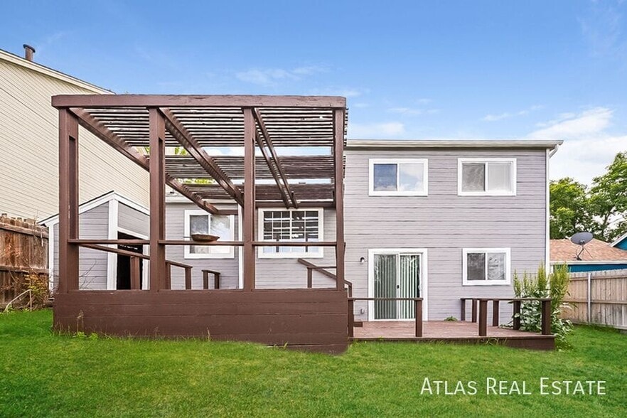 Building Photo - 19779 E Dartmouth Ave