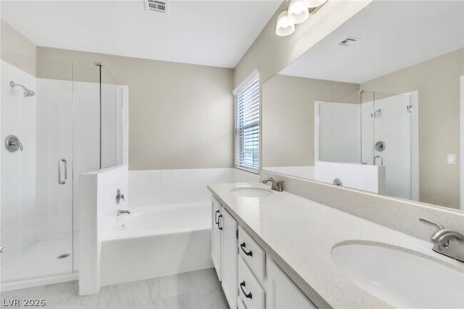 Building Photo - 2313 Tinsley Ct