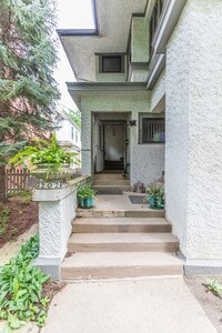 Building Photo - 202 Ridgeland Ave