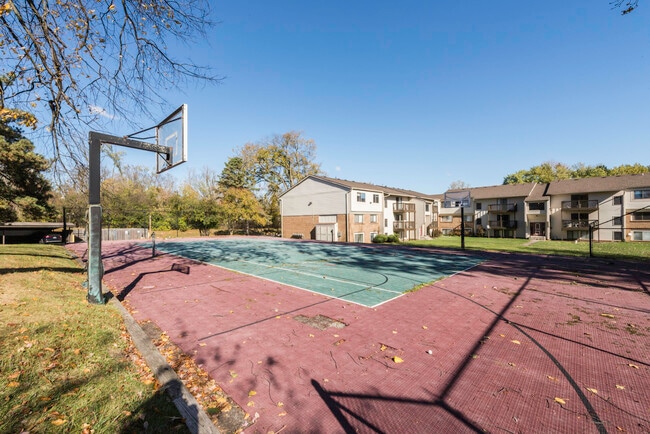 Building Photo - 30078 W 12 Mile Rd