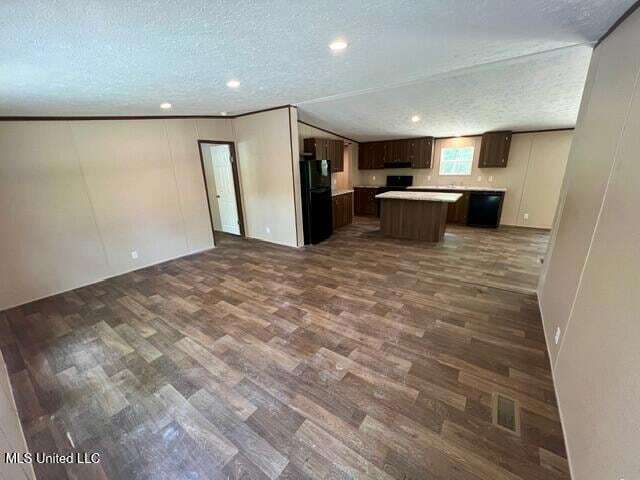 Building Photo - 454 Old Enochs Rd