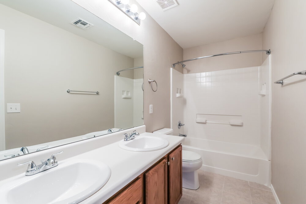 Building Photo - 6907 S Goshawk Dr