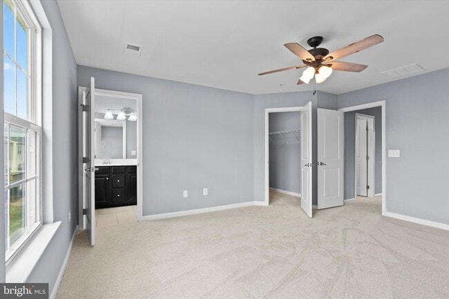 Building Photo - 6190 Willow Pl