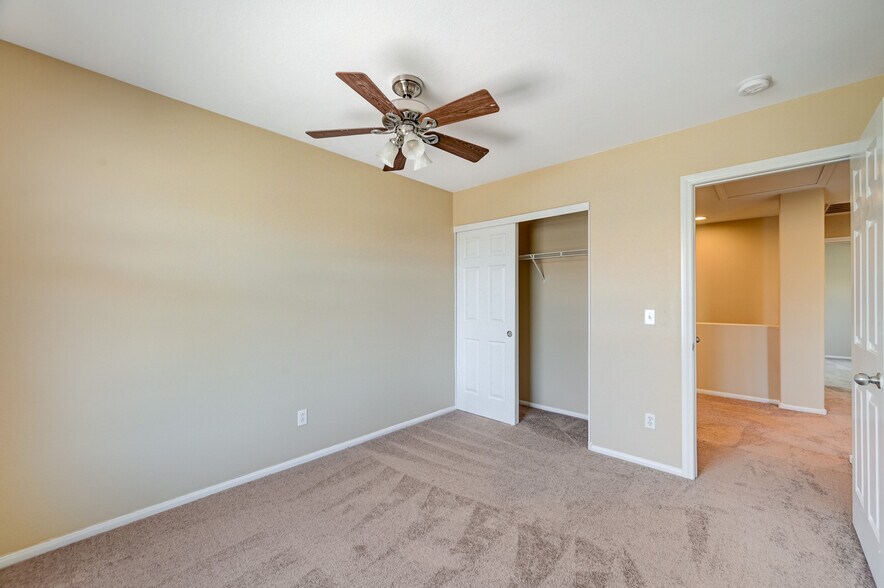 Building Photo - 10343 Keystone Pastures St