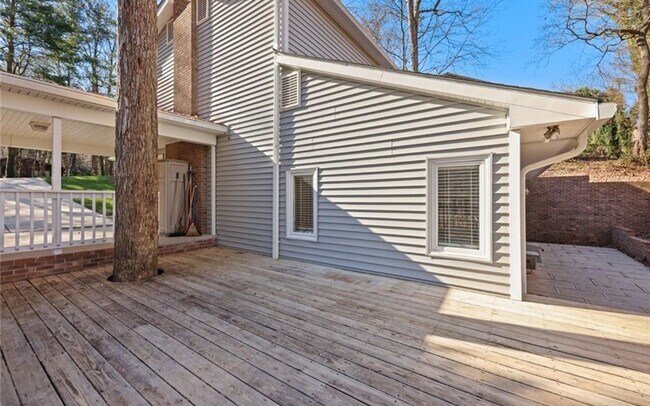 Building Photo - 4/ 2 Home for Rent