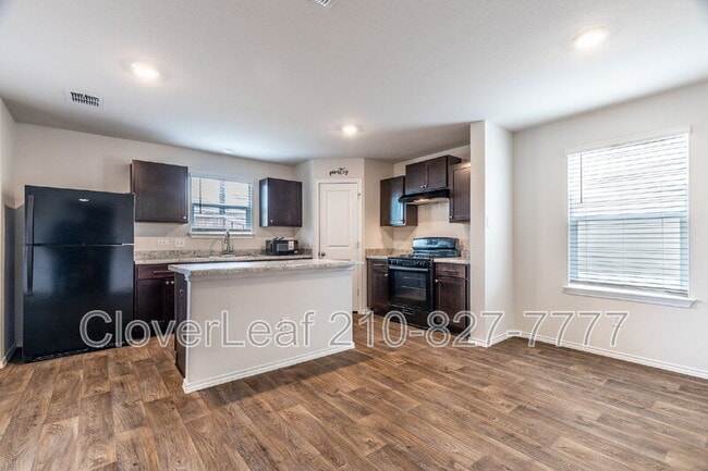 Building Photo - 5934 Kendall Pr