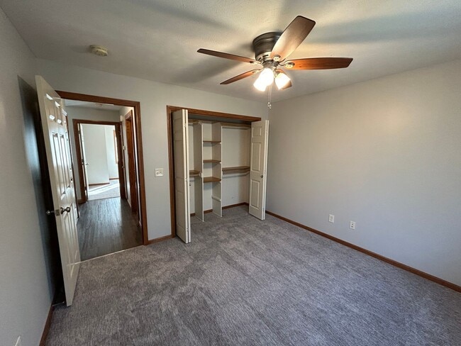 Building Photo - 7354 Mercy Ln