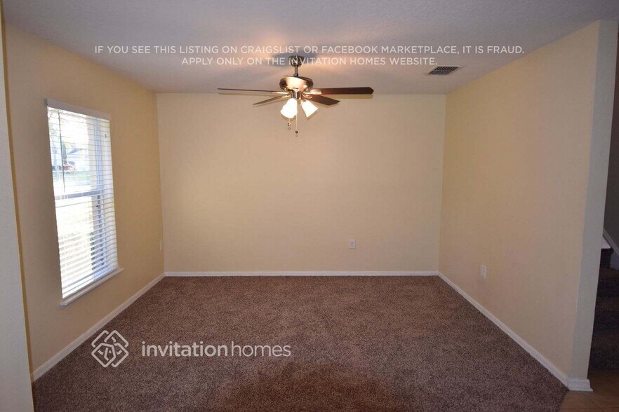 Building Photo - 2370 Sheila Dr