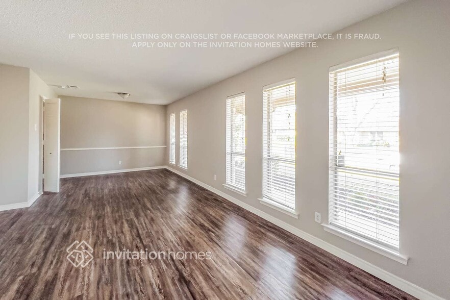 Building Photo - 1506 Mayfield Ave