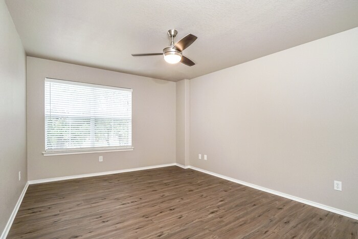 Building Photo - 6506 Oldham Cove