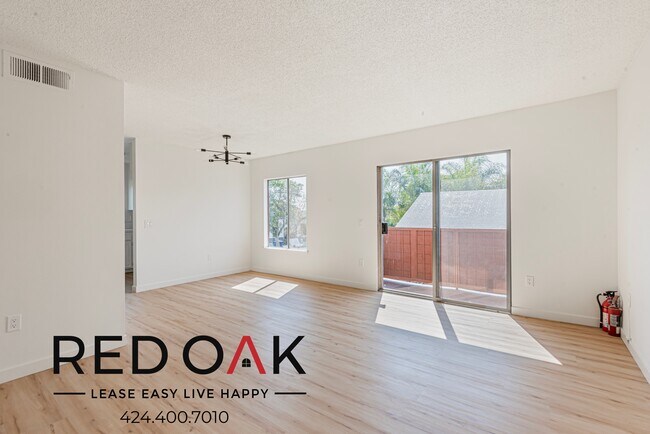 Primary Photo - 1341 W 37th Pl