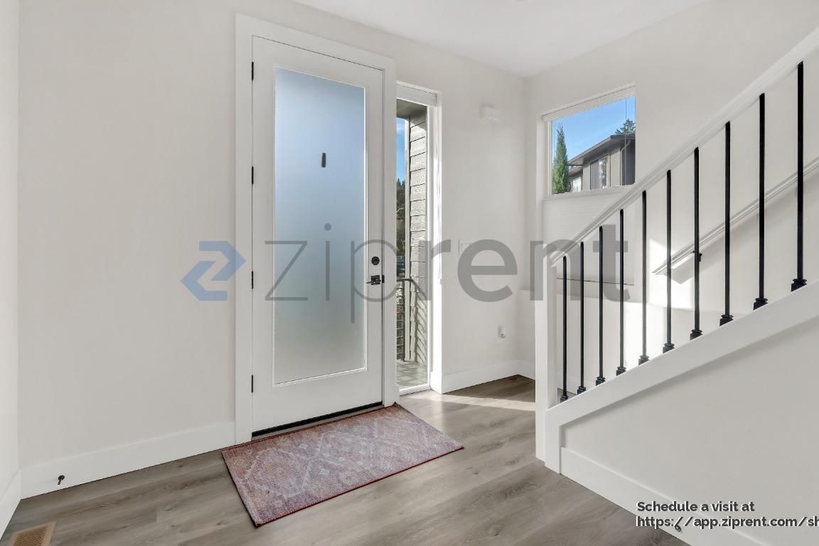 Building Photo - 15387 SE Hawthorne Mdws St