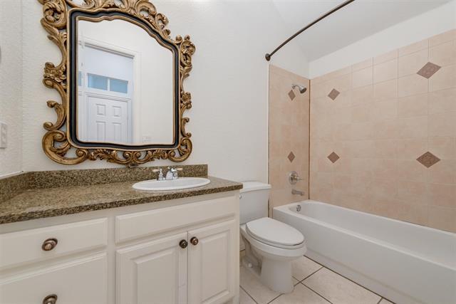 Building Photo - 1404 Clearwater Ct