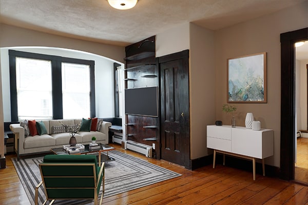 Building Photo - 160 Brown St