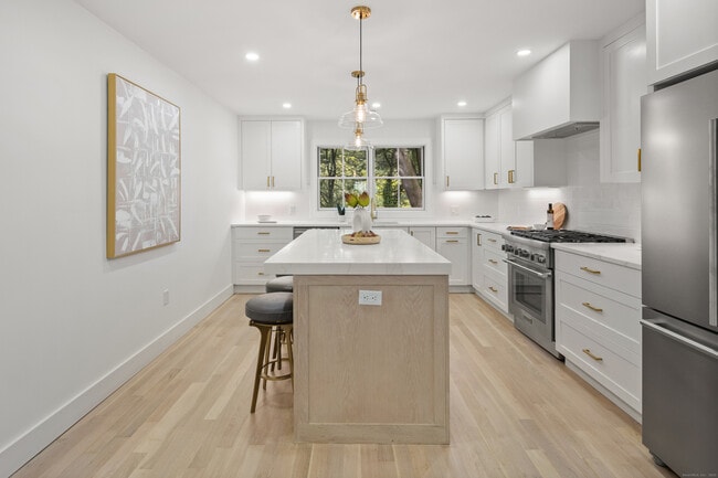 Building Photo - 26 Homestead Ln