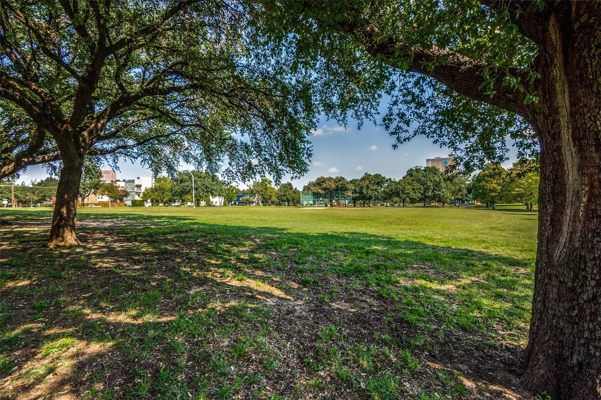 Building Photo - 1310 Rancho Mirage Dr