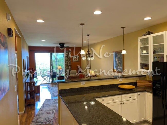 Building Photo - 75-346-346 Hualalai Rd