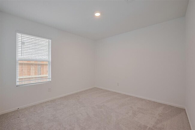 Building Photo - 3037 Dawn Sound Dr