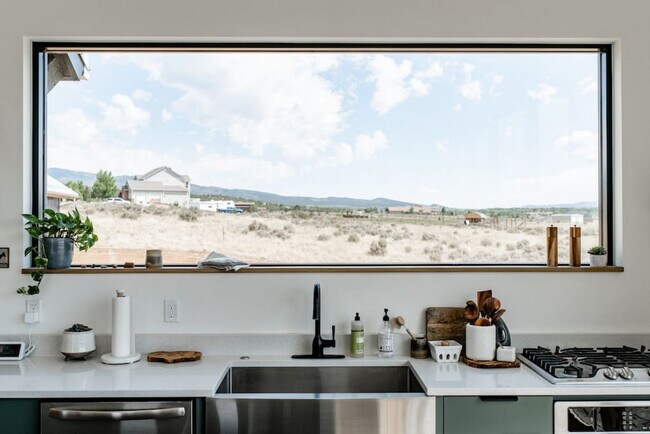 Building Photo - 2387 2500 E