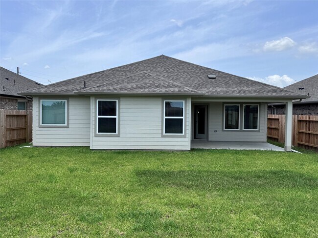 Building Photo - 6254 Brazos Trl Dr