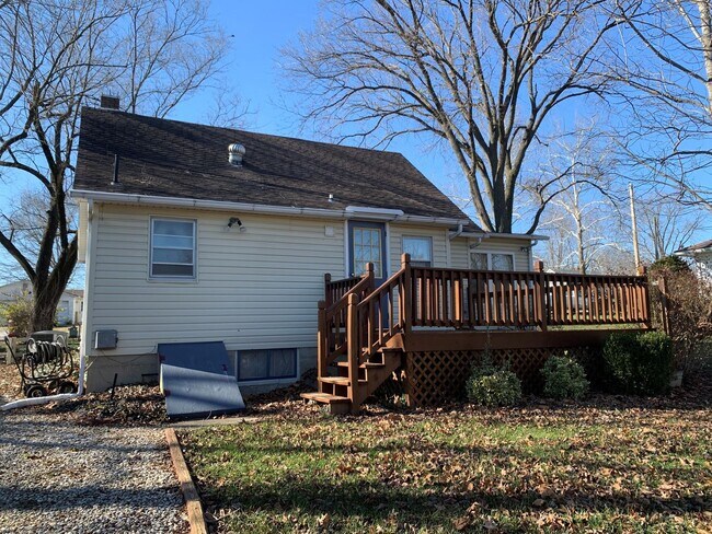 Building Photo - 212 Alden St