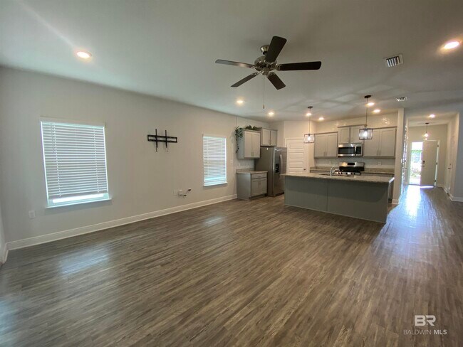 Building Photo - 24388 Alydar Lp