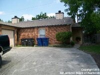 Building Photo - 6313 Waddesdon Wood