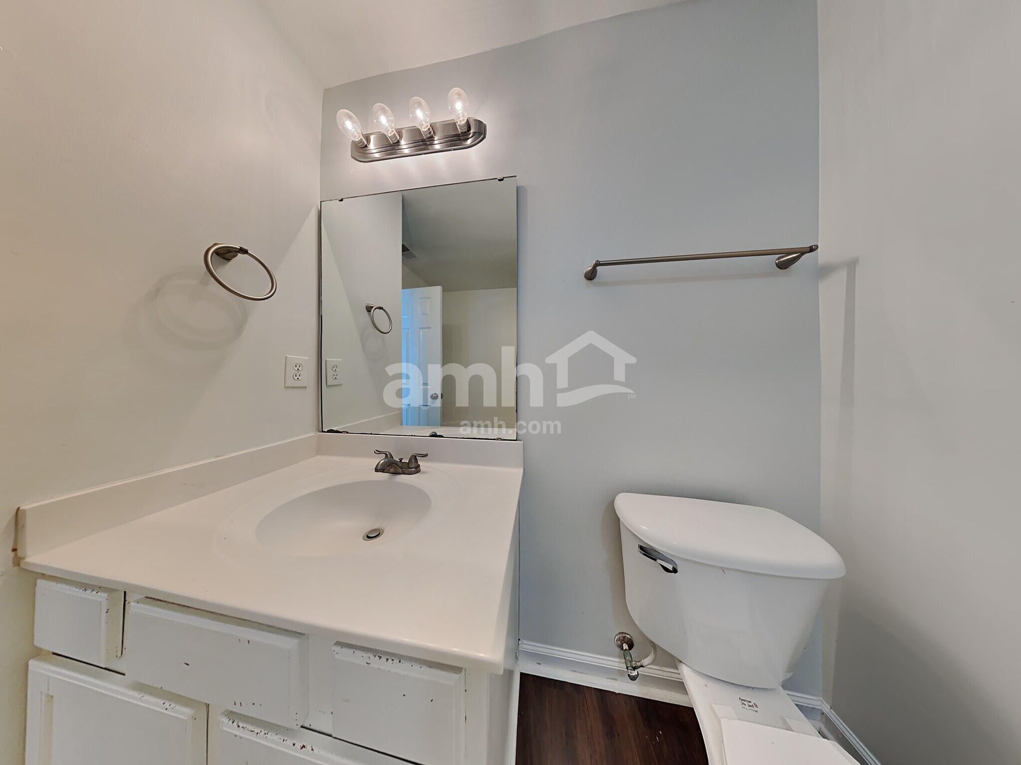 Building Photo - 122 Towering Pine Dr