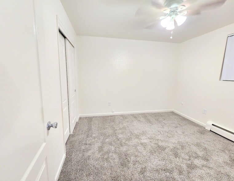 Building Photo - 1330 Zephyr St