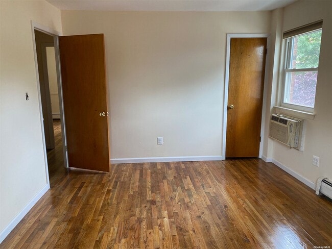 Building Photo - 209-11 41st Ave