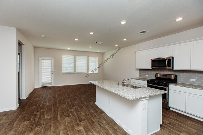 Building Photo - 108 Finley Rae Dr