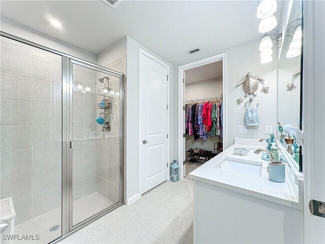 Building Photo - 4664 Arboretum Cir