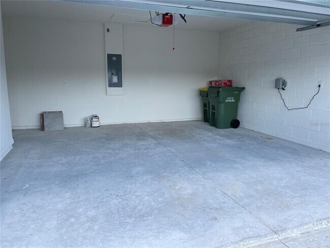 Building Photo - 3457 Forster Ave