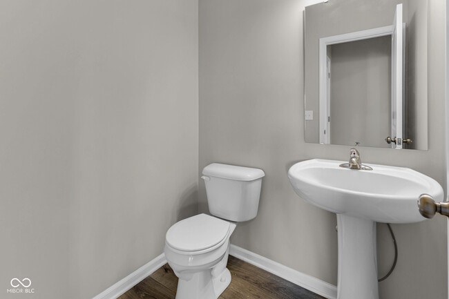 Building Photo - 3516 Thomas Jefferson St