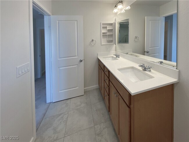 Building Photo - 3149 Umbria Hills Walk