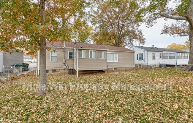 Building Photo - 10128 Ashbrook Dr