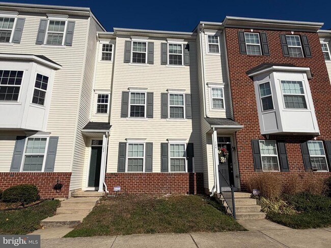 Building Photo - 122 Ridgemont Dr