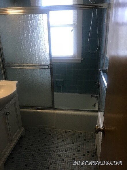 Building Photo - 90 Winthrop Shore Dr