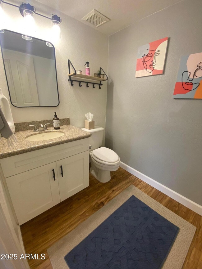 Building Photo - 3798 E Encinas Ave