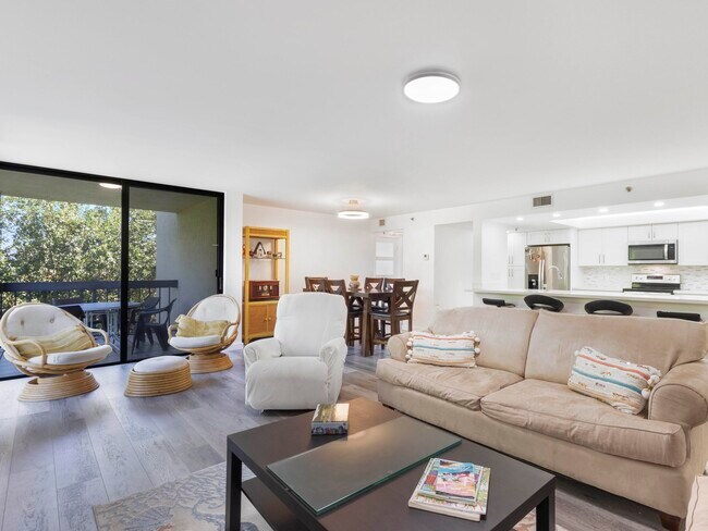 Building Photo - 955 Egret Cir