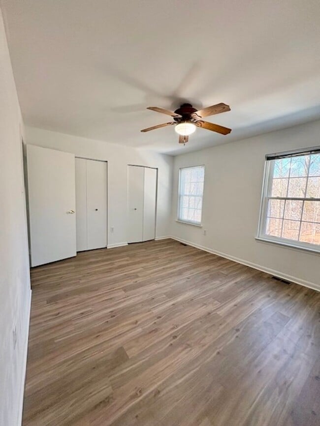 Building Photo - 18250 Paladin Dr