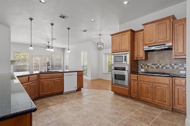 Building Photo - 151 Courtland Cir