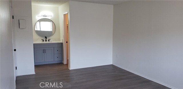 Building Photo - 1725 E Fairfield Ct