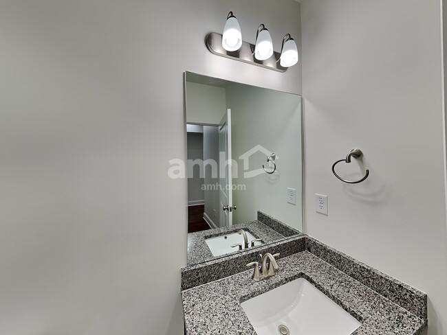 Building Photo - 6188 Bridlewood Ln