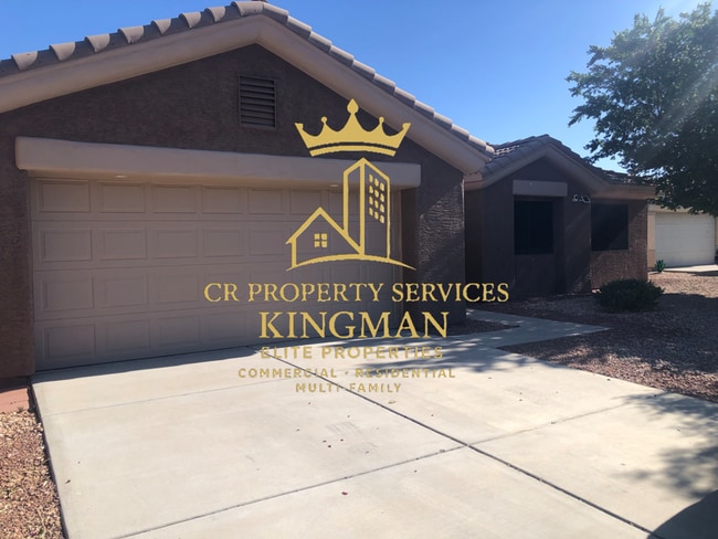 Building Photo - Spacious 3-Bedroom Home with Private Backyard Retreat – Fully Furnished & Utilities Included