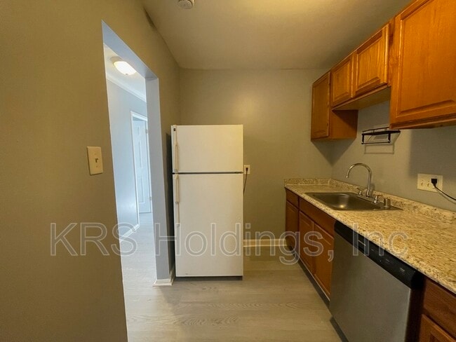 Building Photo - 7997 Audubon Ave