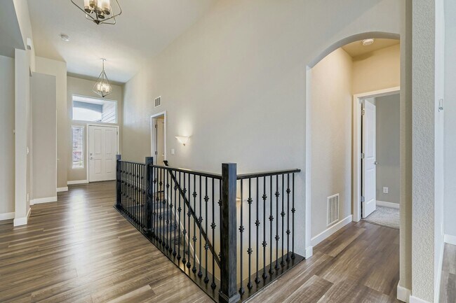 Building Photo - 10523 Summer Rdg Dr